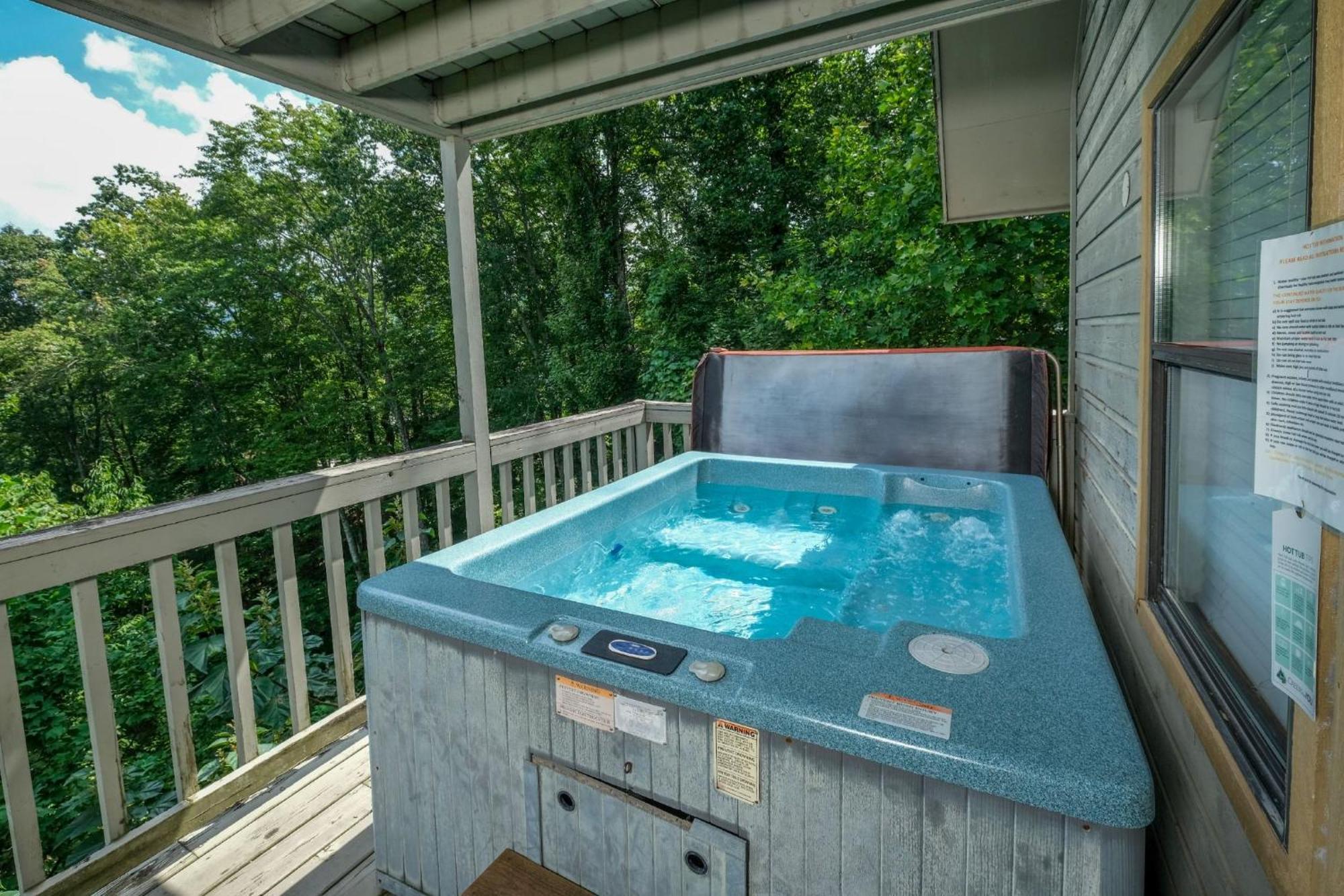 Holly Tree Cabin 936 Gatlinburg Bagian luar foto